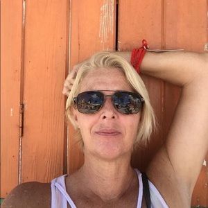 Meet your Posher, Cindy